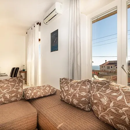 Guest house Krpan Novi Vinodolski